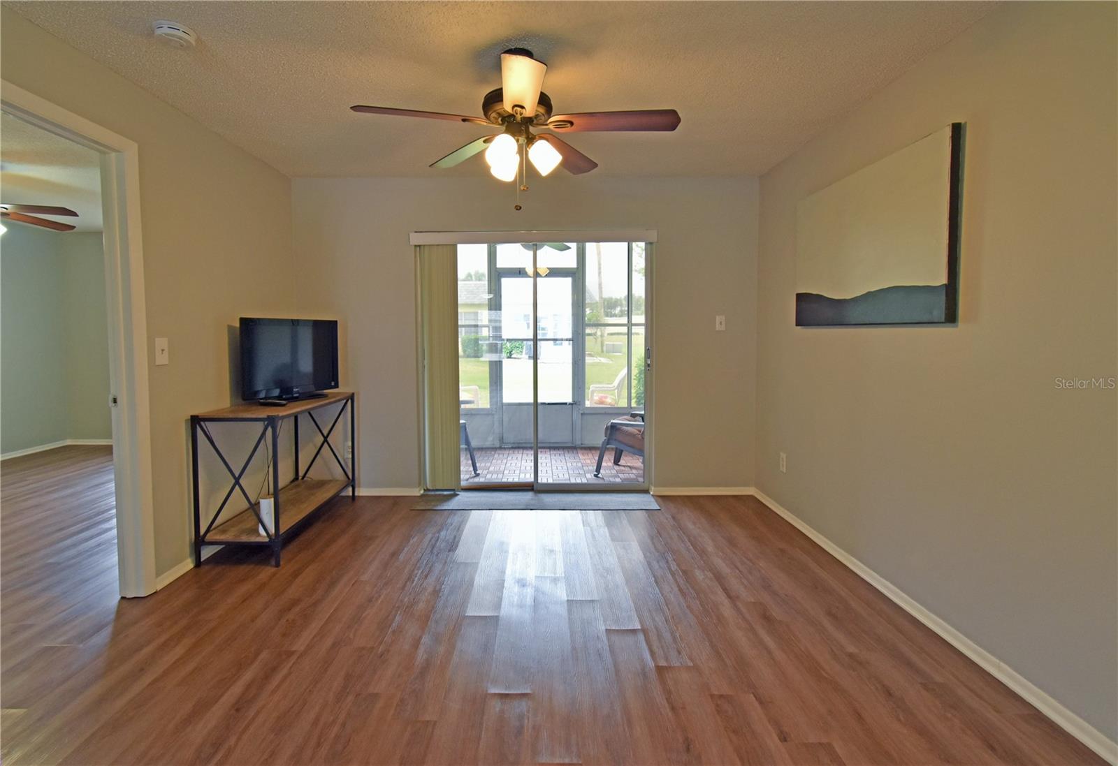 Image 10 of 31 For 3683 Trophy Boulevard