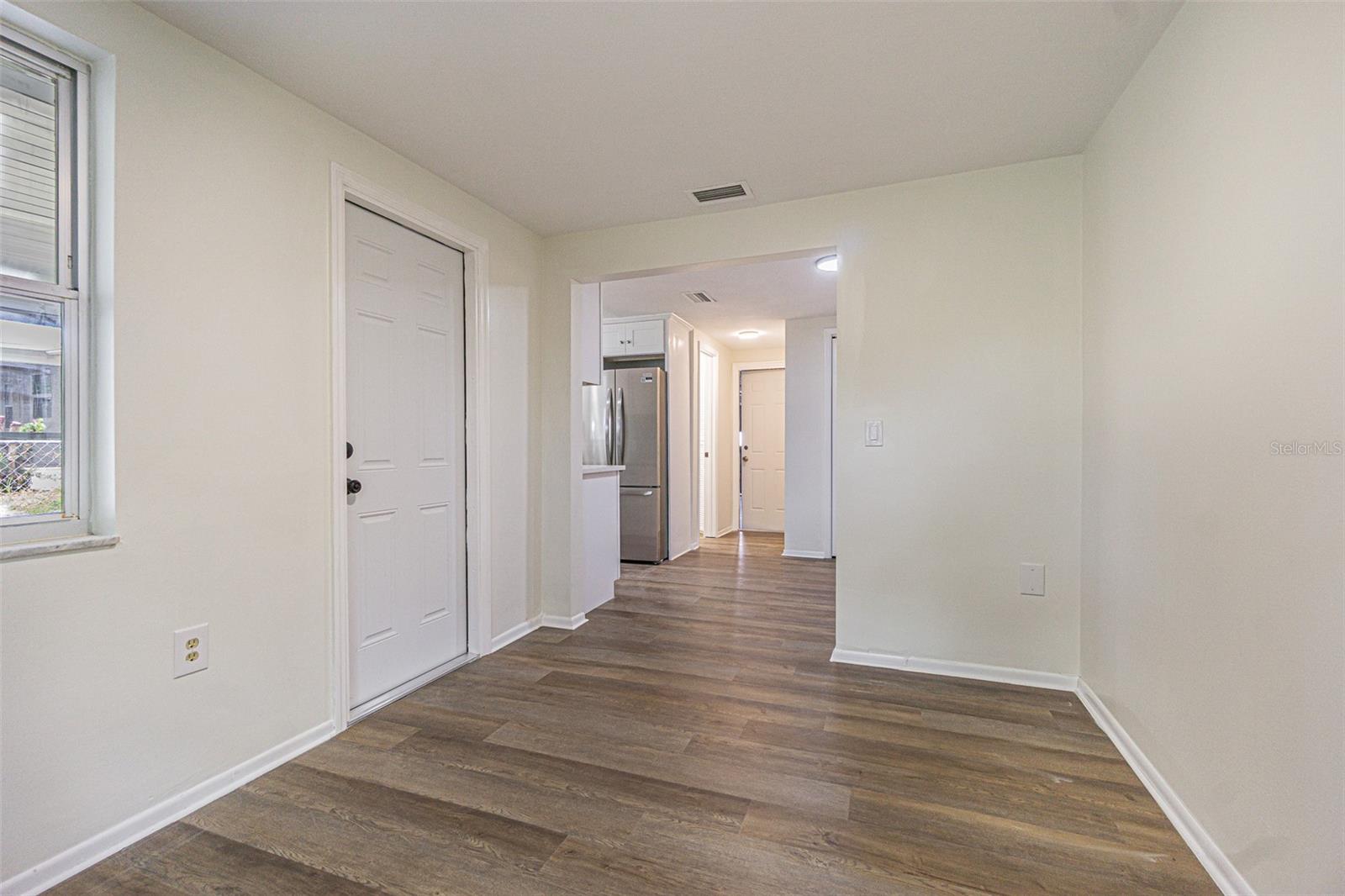 Image 14 of 27 For 5165 Greenwood Street