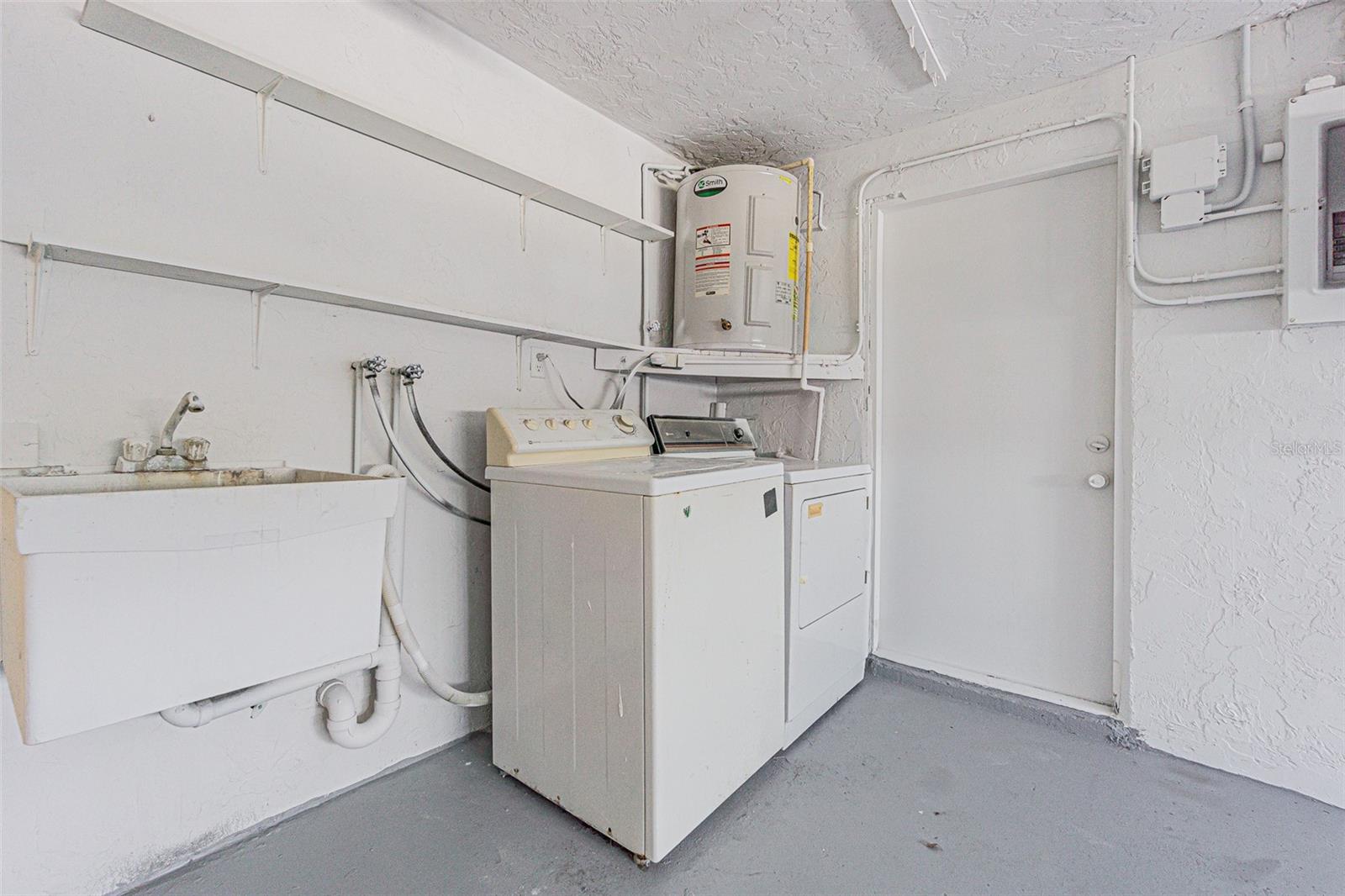 Image 26 of 27 For 5165 Greenwood Street