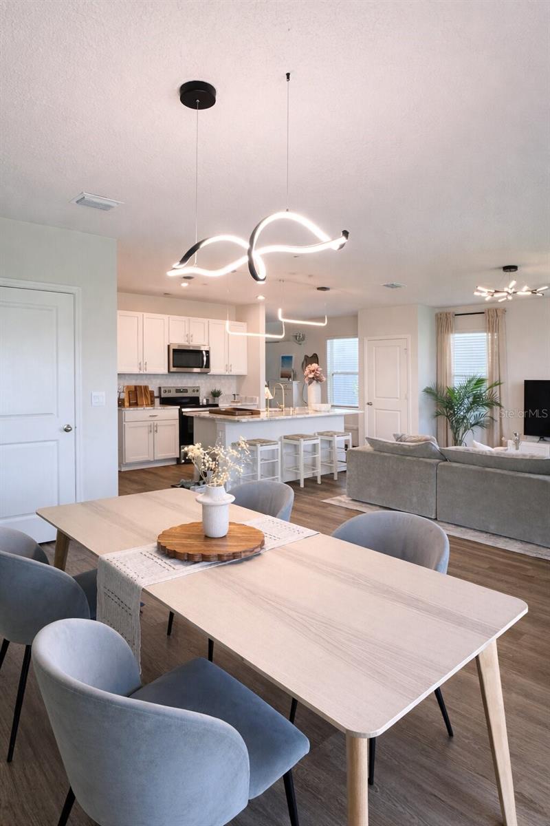 Image 16 of 75 For 3419 Hilltop Circle