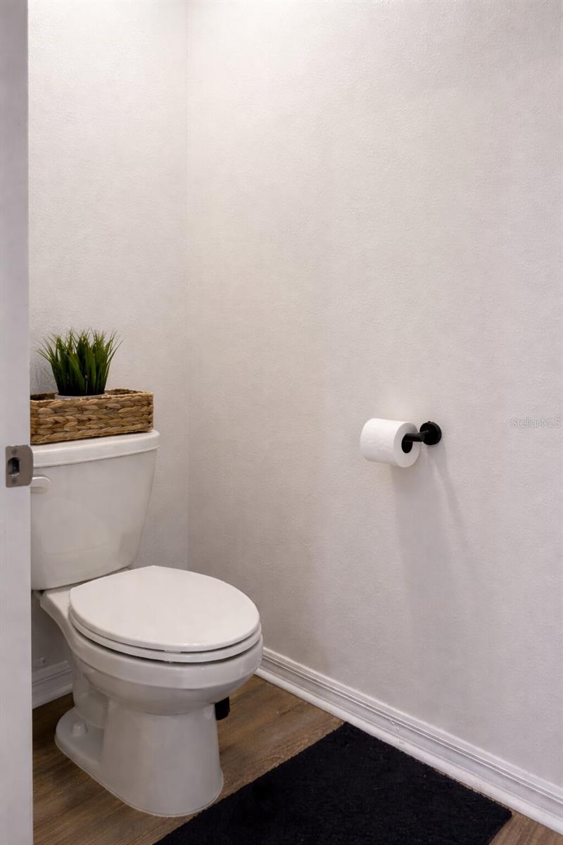 Image 33 of 75 For 3419 Hilltop Circle