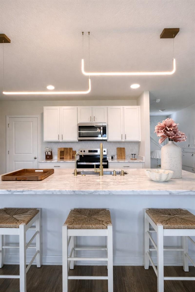 Image 7 of 75 For 3419 Hilltop Circle