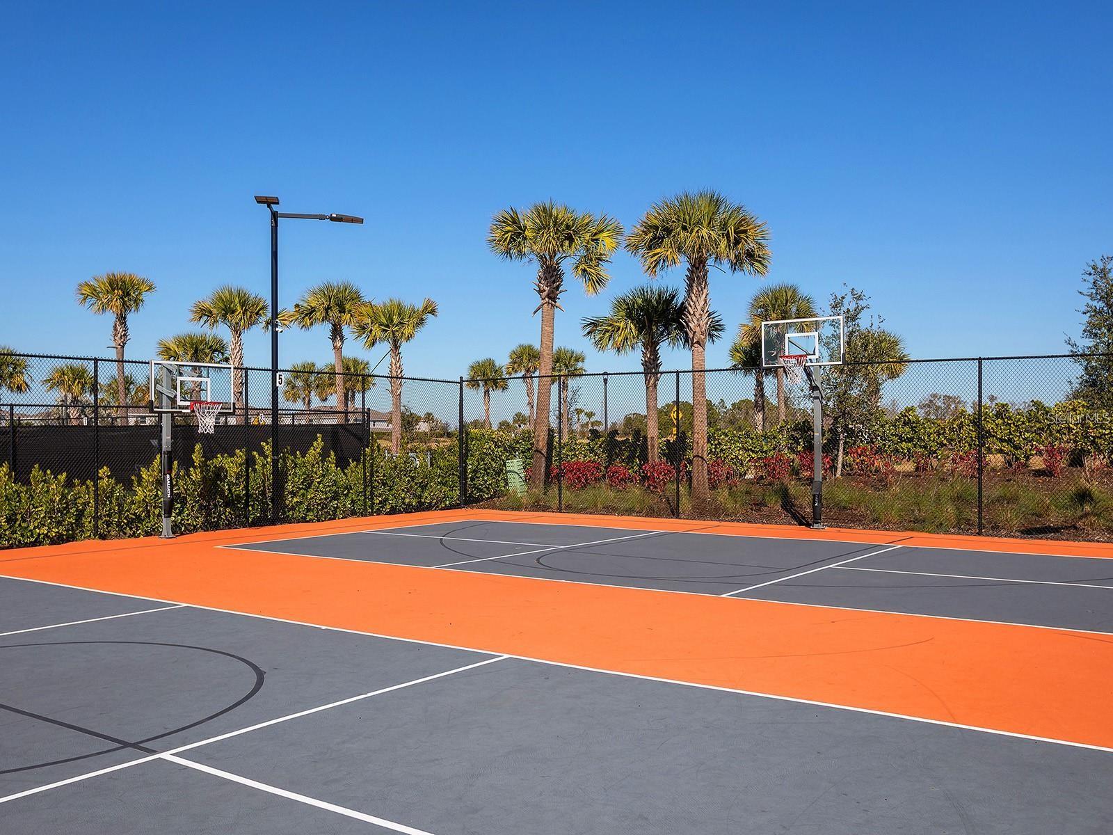 Image 72 of 75 For 3419 Hilltop Circle