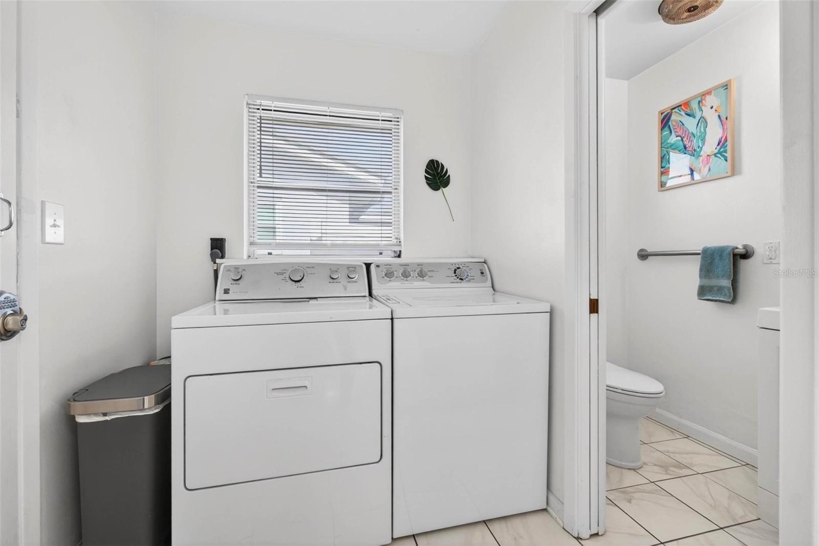 Image 6 of 15 For 11225 59th Avenue