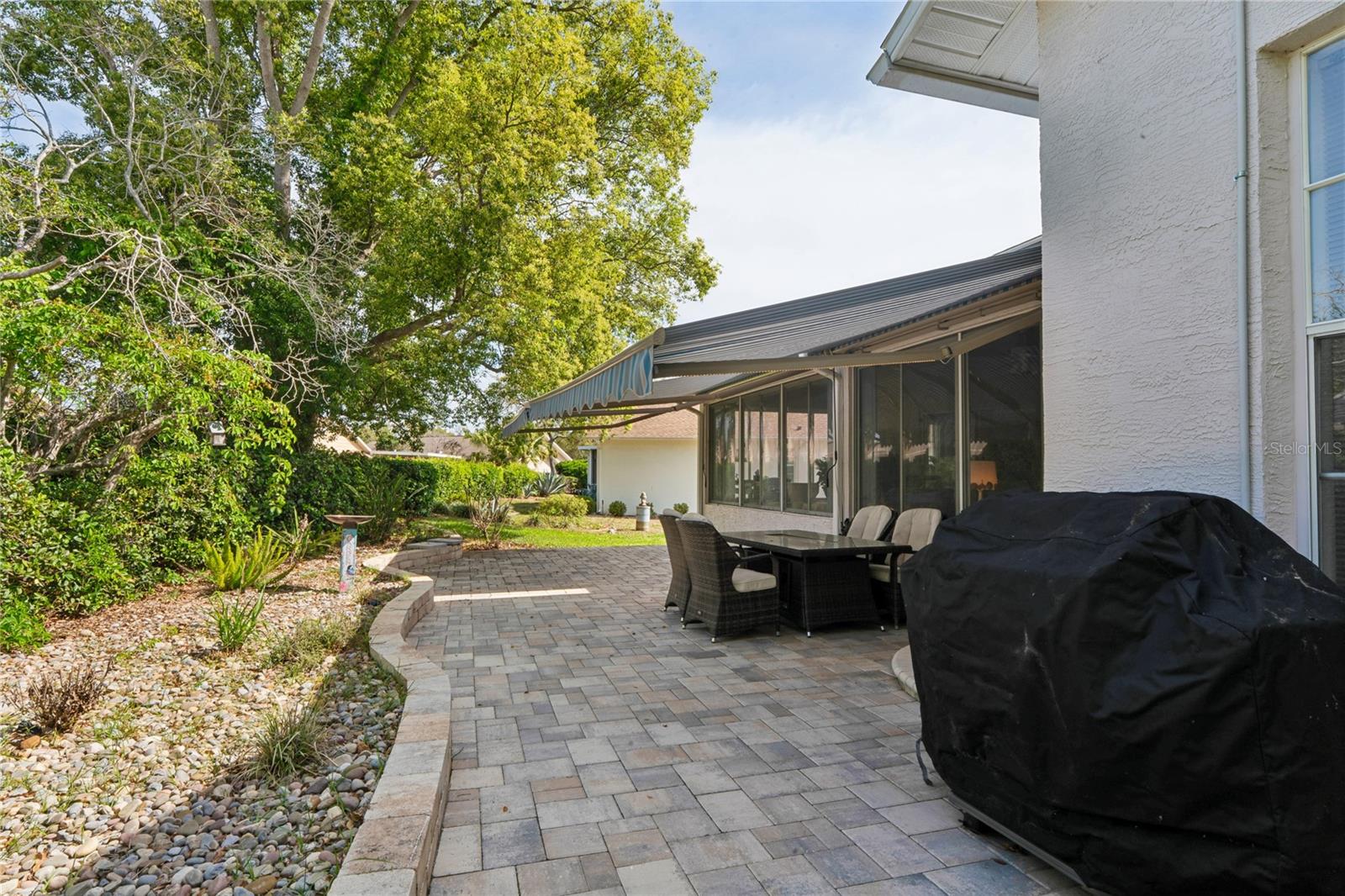 Image 52 of 94 For 2047 Overbrook Lane