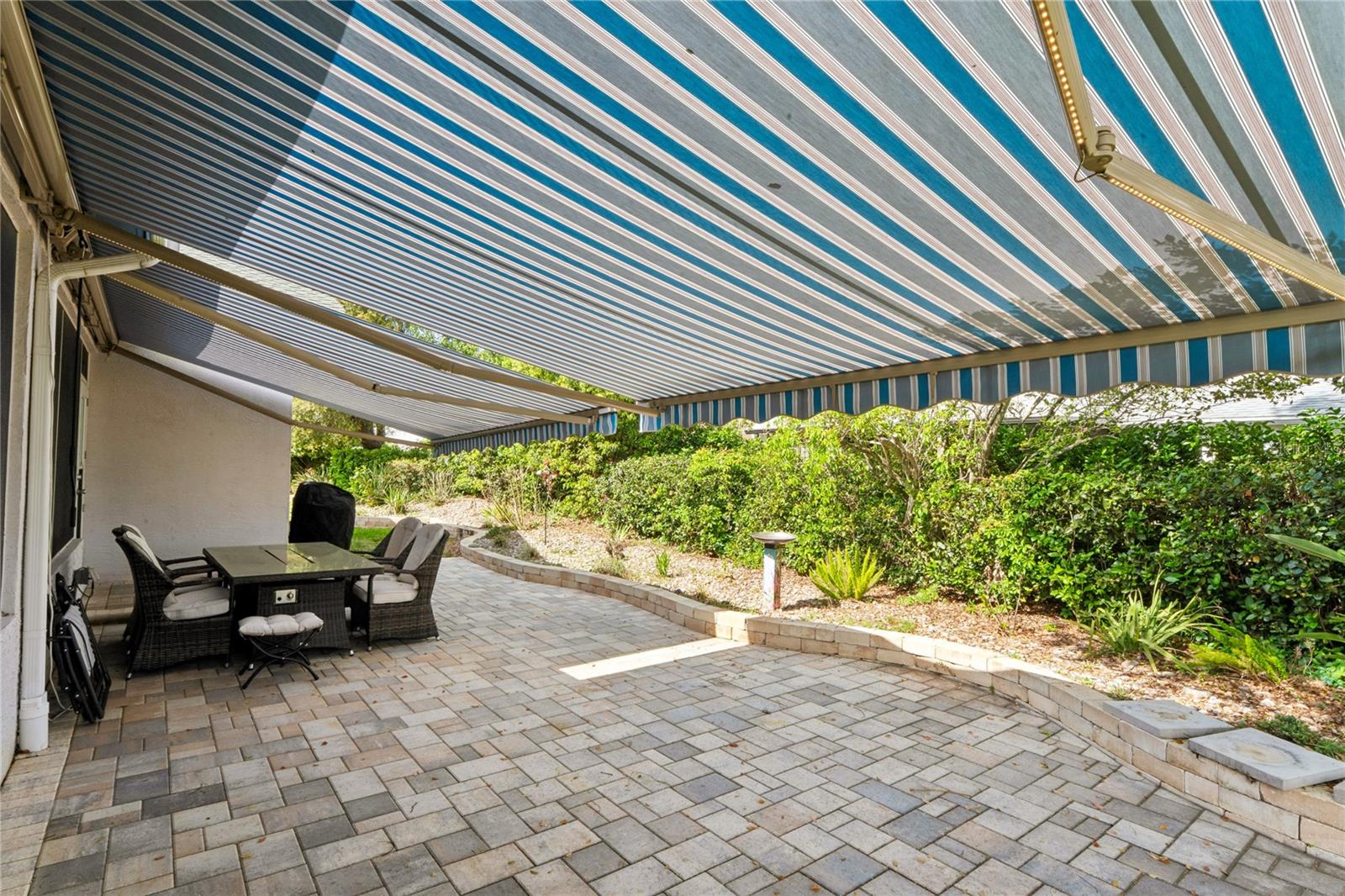 Image 53 of 94 For 2047 Overbrook Lane