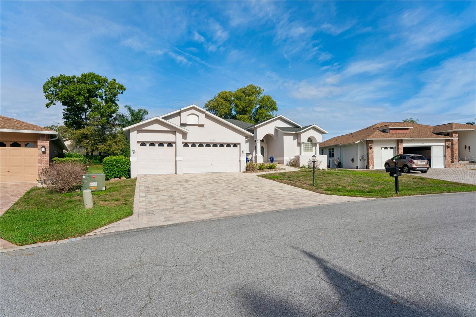 Image 55 of 94 For 2047 Overbrook Lane