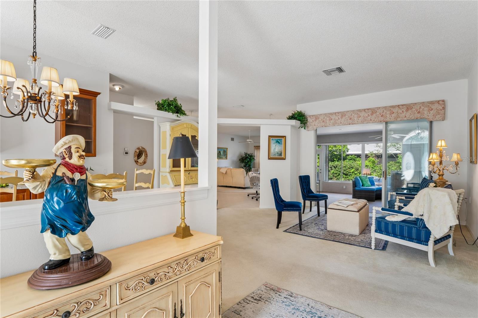 Image 6 of 94 For 2047 Overbrook Lane