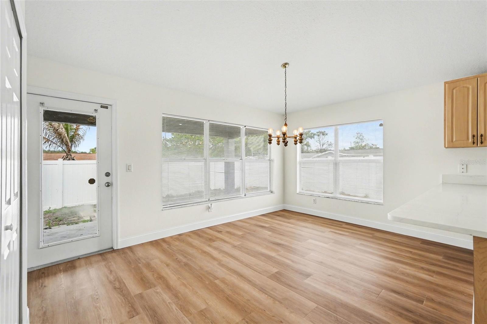 Image 7 of 30 For 11647 Zimmerman Road