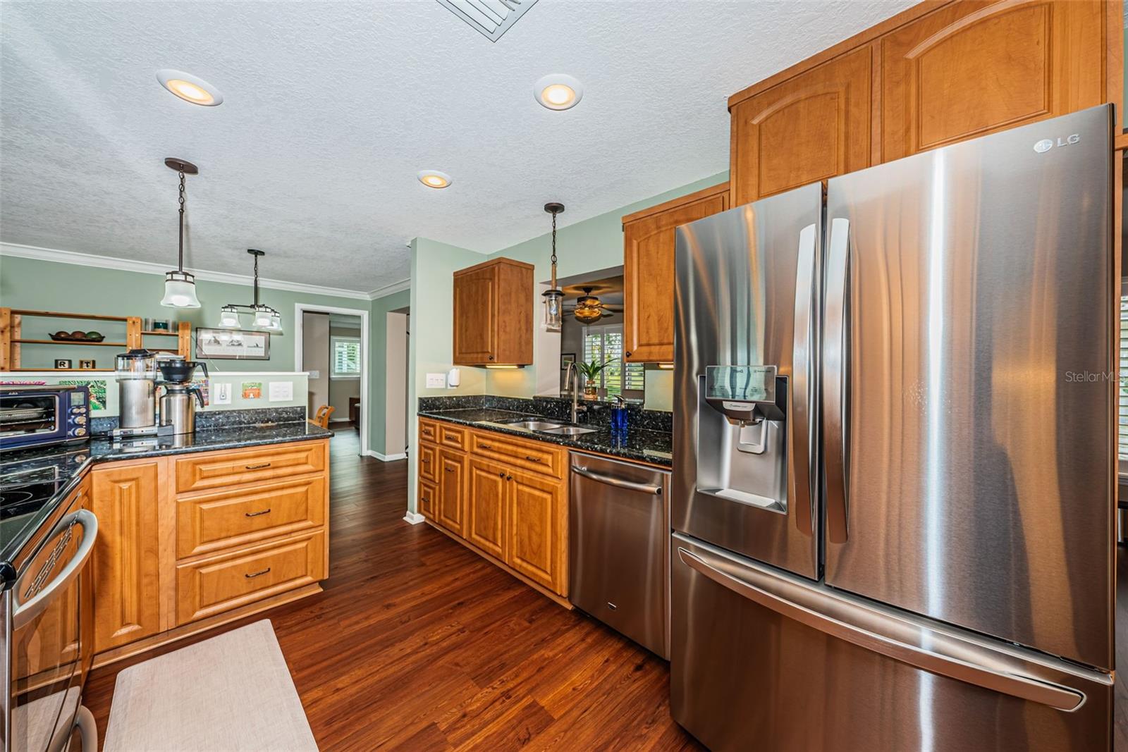 Image 17 of 64 For 4286 96th Avenue N