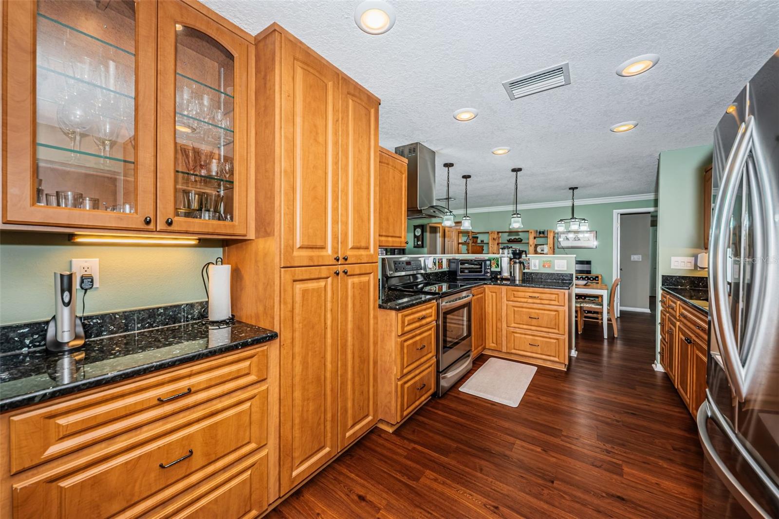 Image 18 of 64 For 4286 96th Avenue N