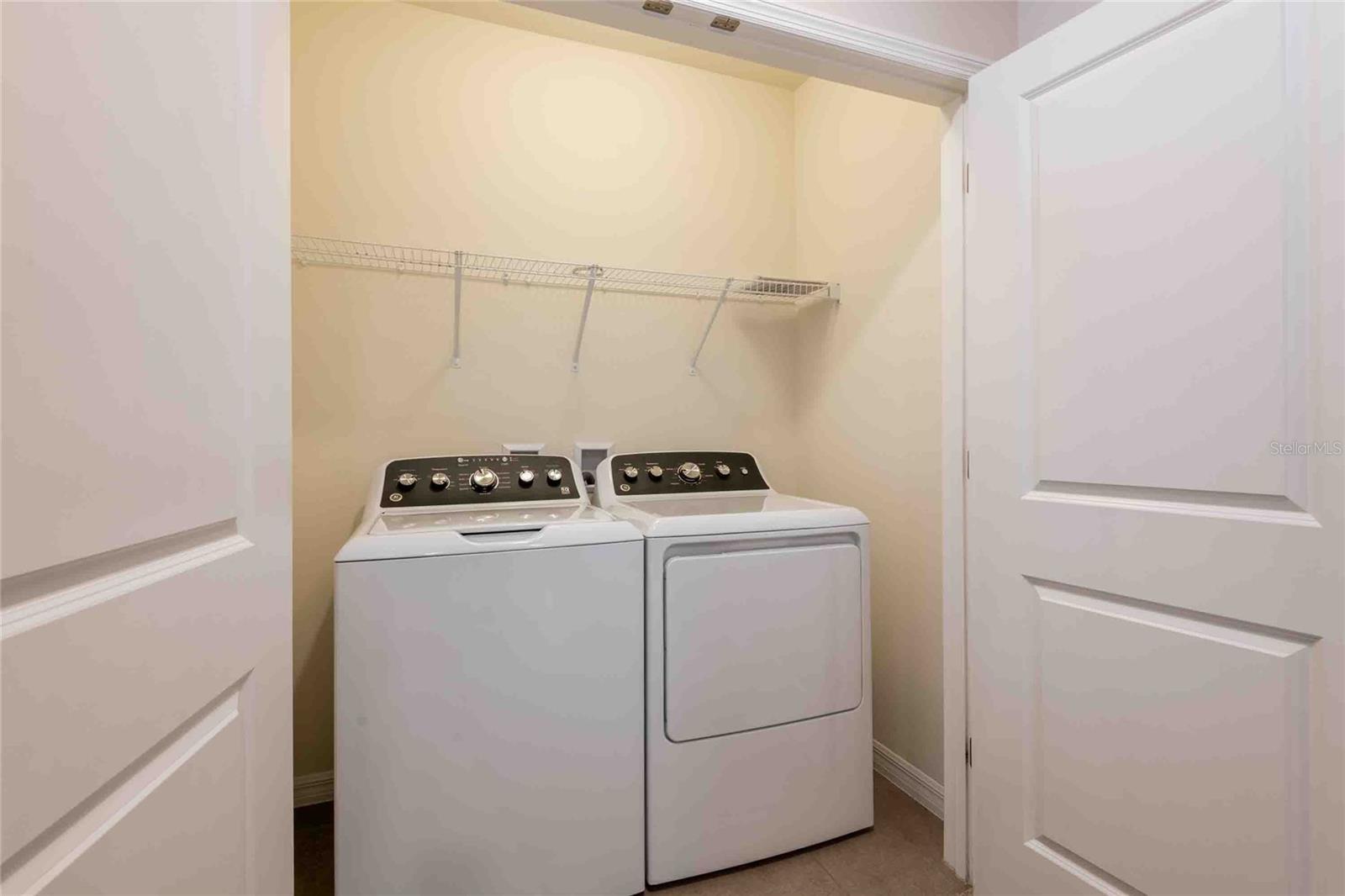 Image 14 of 28 For 8668 Falling Blue Place