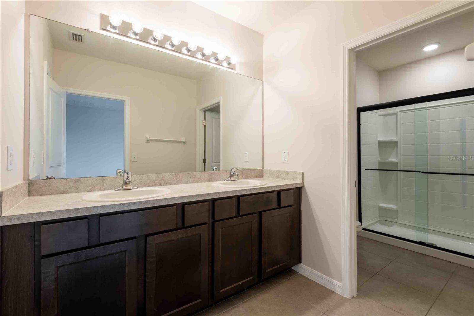 Image 18 of 28 For 8668 Falling Blue Place