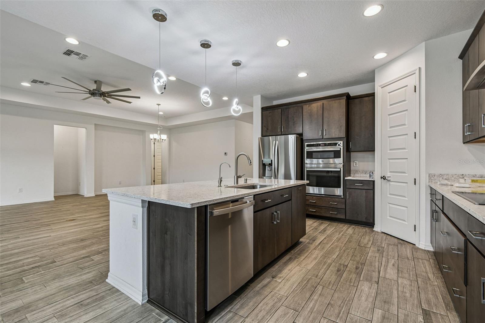 Image 32 of 72 For 10752 Green Harvest Drive