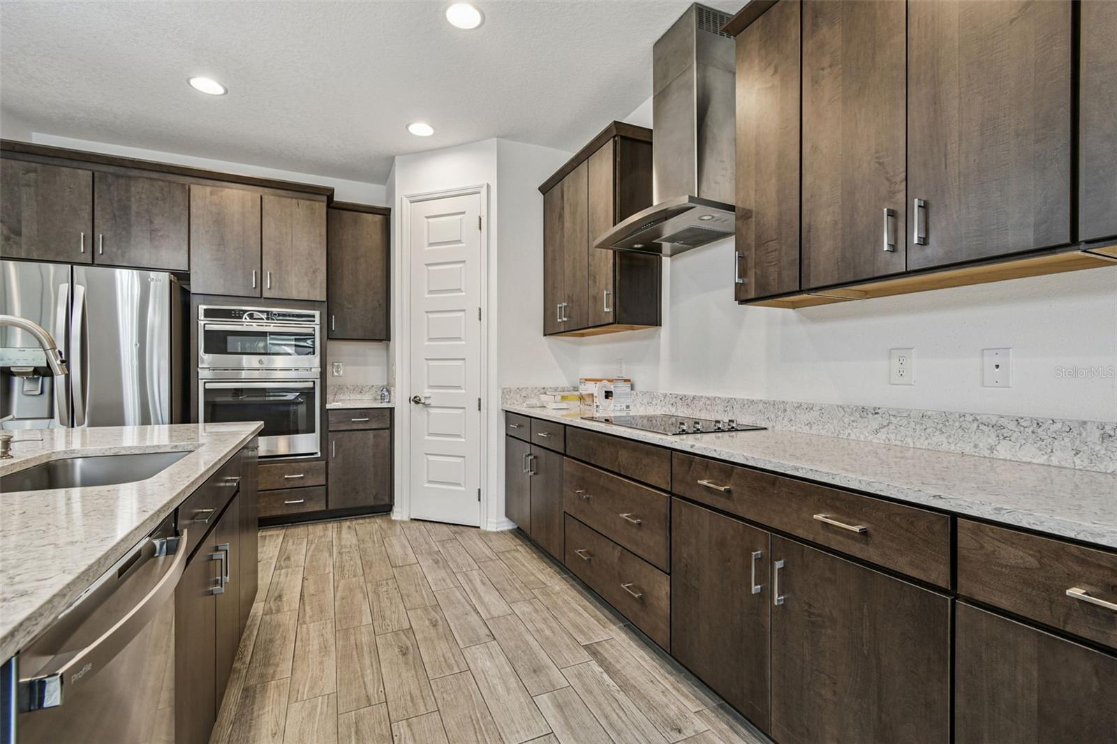 Image 33 of 72 For 10752 Green Harvest Drive