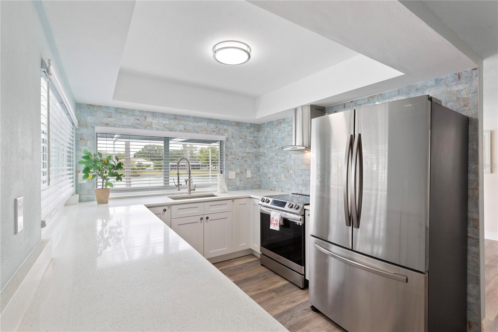 Listing photo id 7 for 3409 Springfield Drive