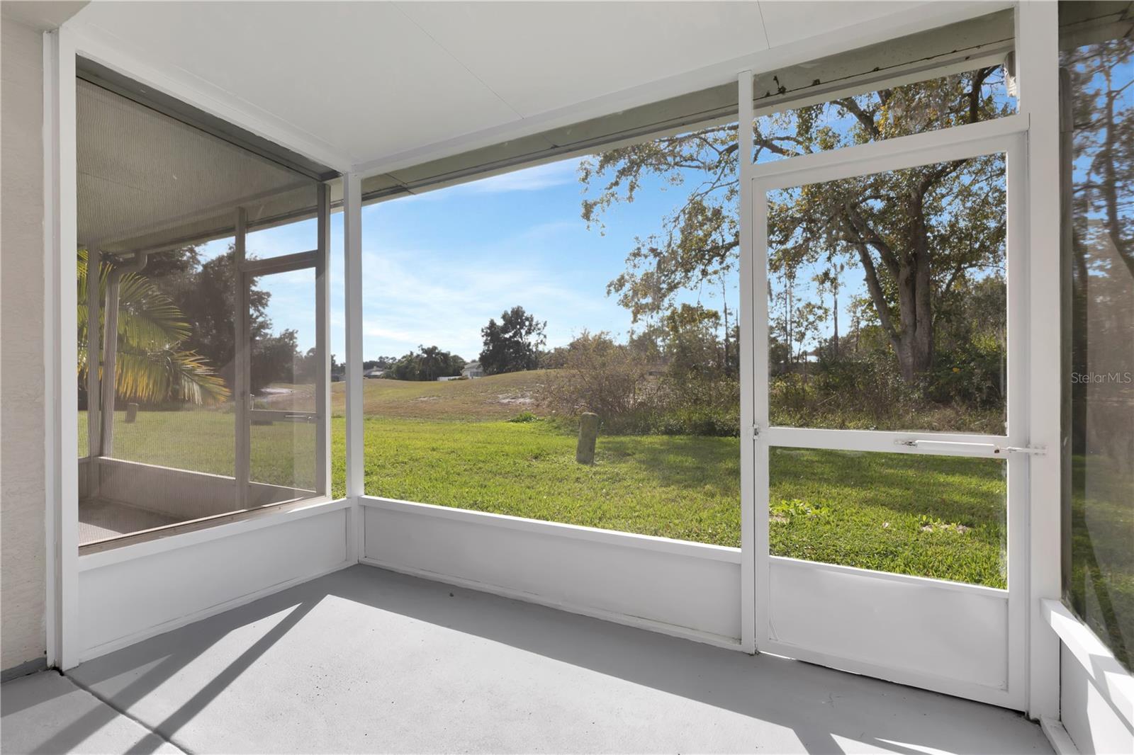 Image 11 of 30 For 34902 Teeview Lane