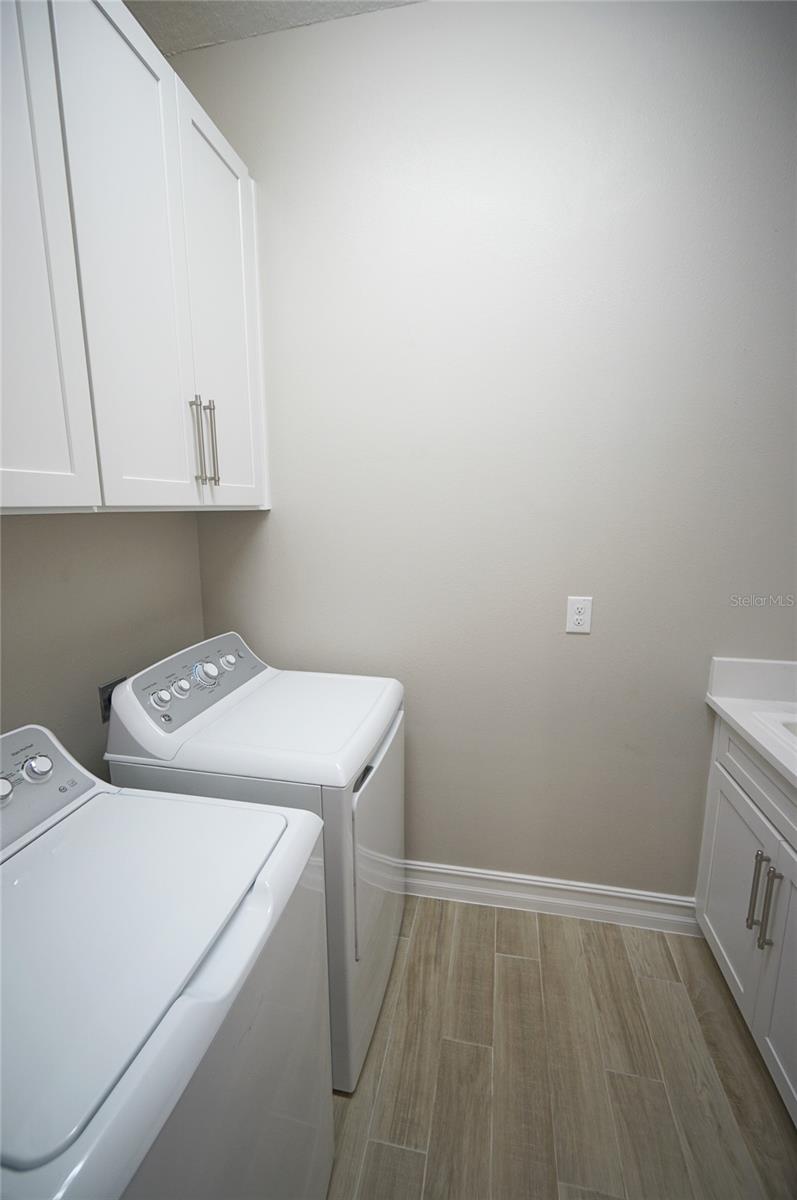 Image 10 of 47 For 19817 Cypress Bridge Drive