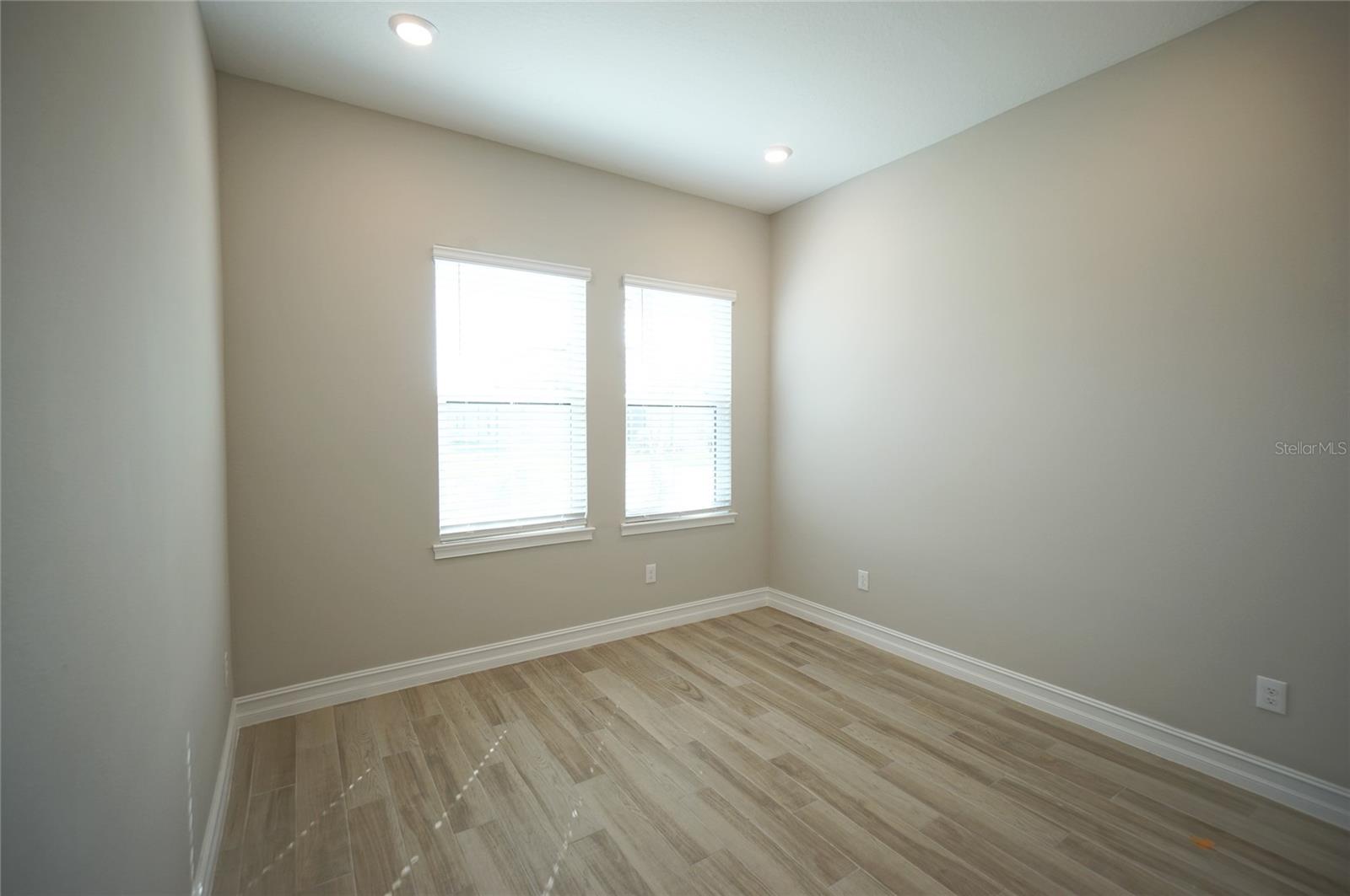 Image 11 of 47 For 19817 Cypress Bridge Drive