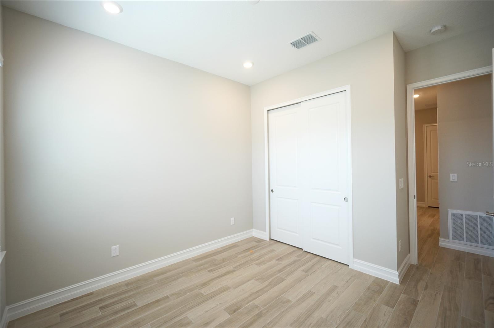 Image 12 of 47 For 19817 Cypress Bridge Drive