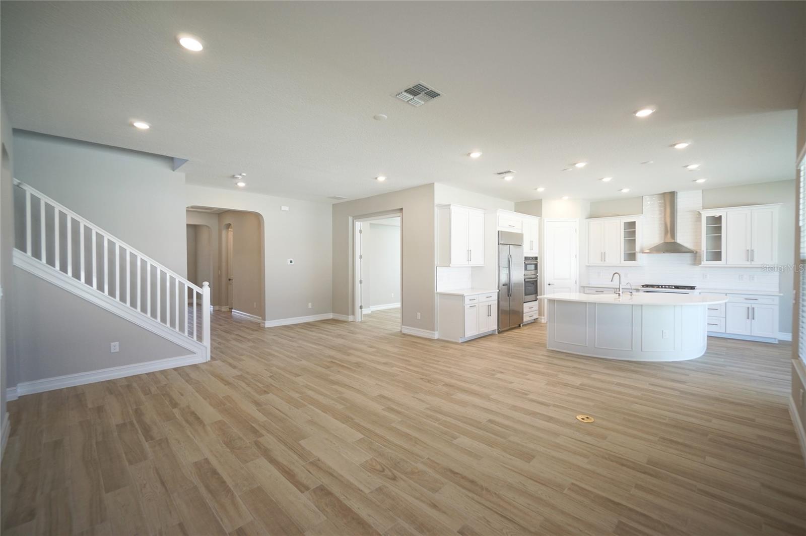 Image 18 of 47 For 19817 Cypress Bridge Drive