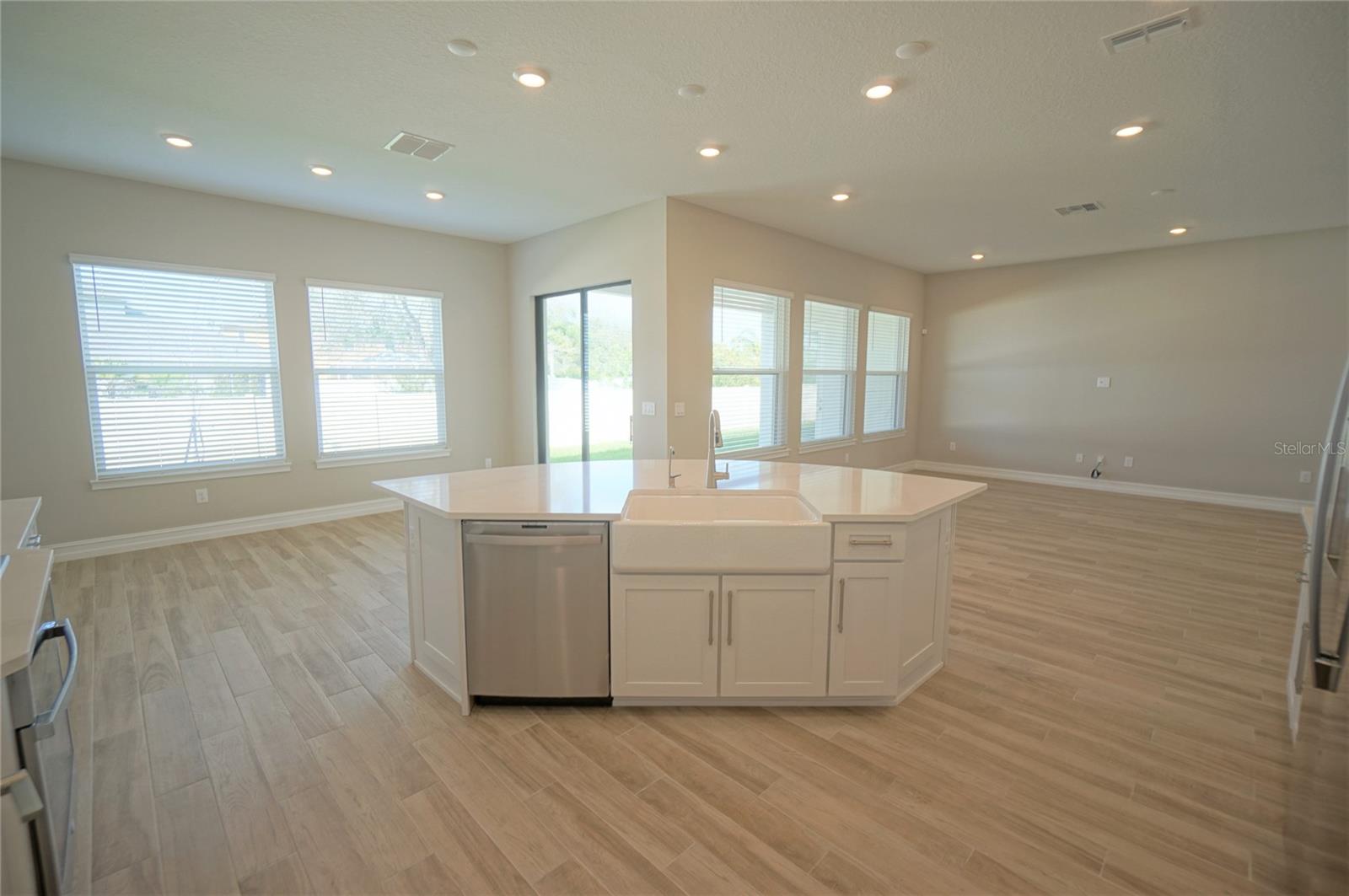 Image 23 of 47 For 19817 Cypress Bridge Drive