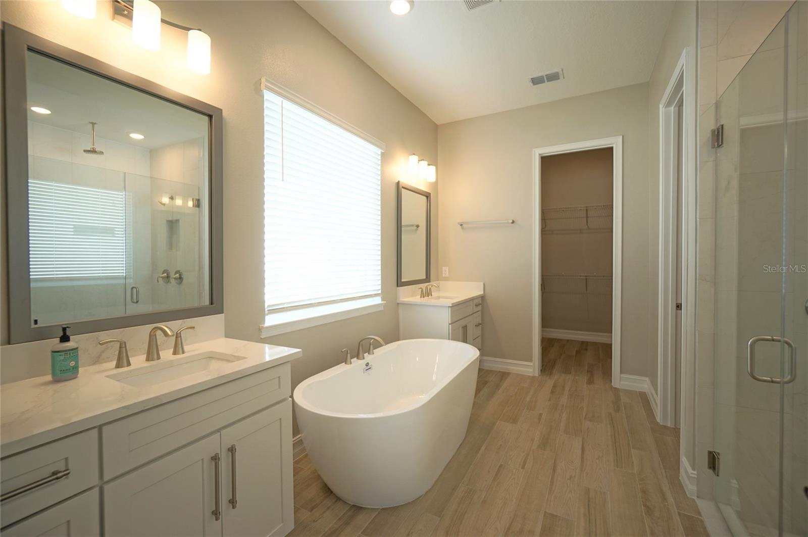 Image 30 of 47 For 19817 Cypress Bridge Drive