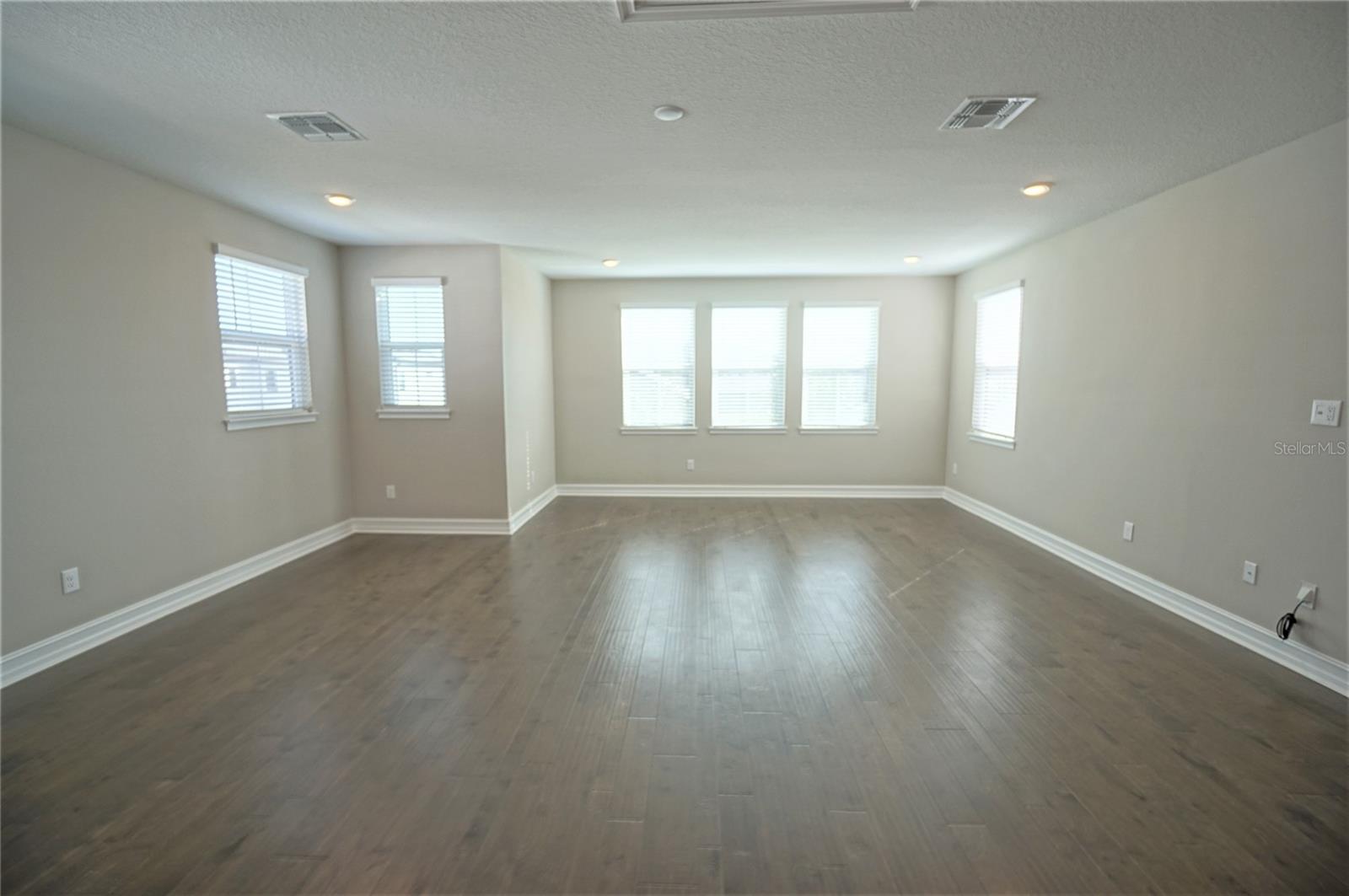 Image 36 of 47 For 19817 Cypress Bridge Drive