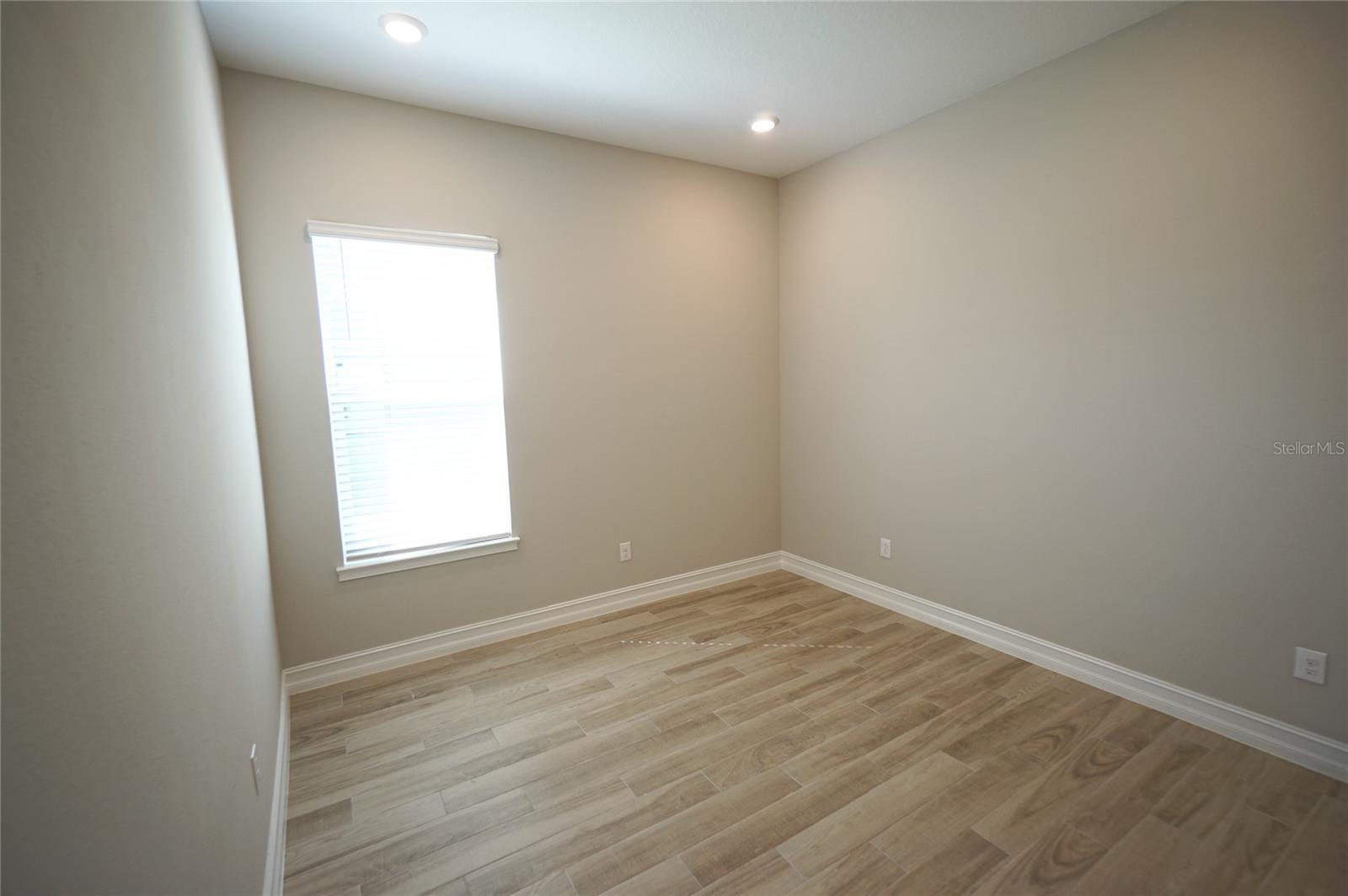 Image 4 of 47 For 19817 Cypress Bridge Drive