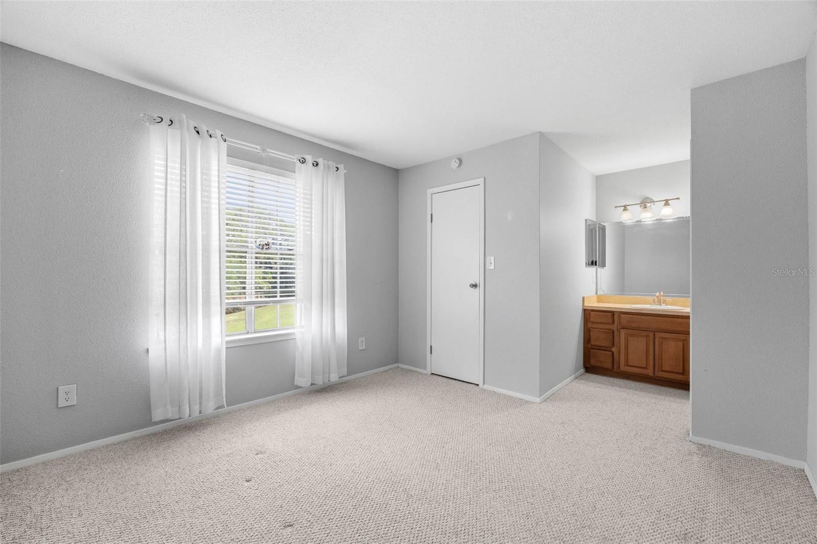 Image 20 of 40 For 9100 Dr Martin Luther King Jr Street N 406