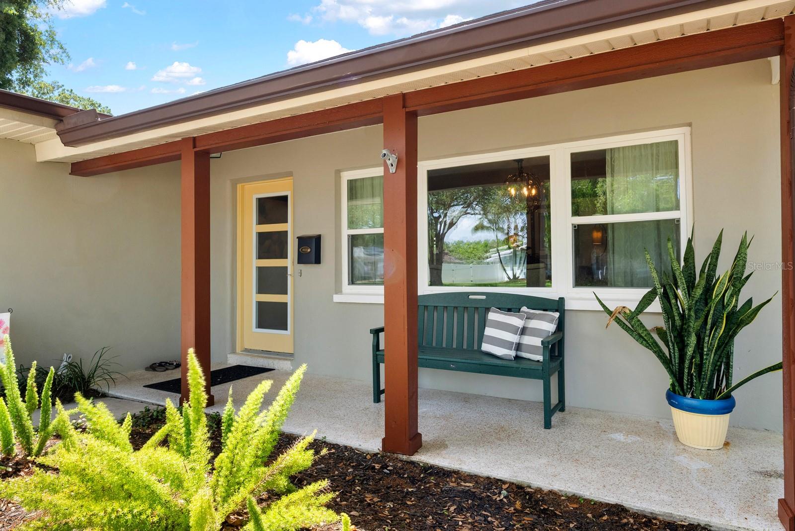 Image 2 of 32 For 1100 36th Avenue Ne