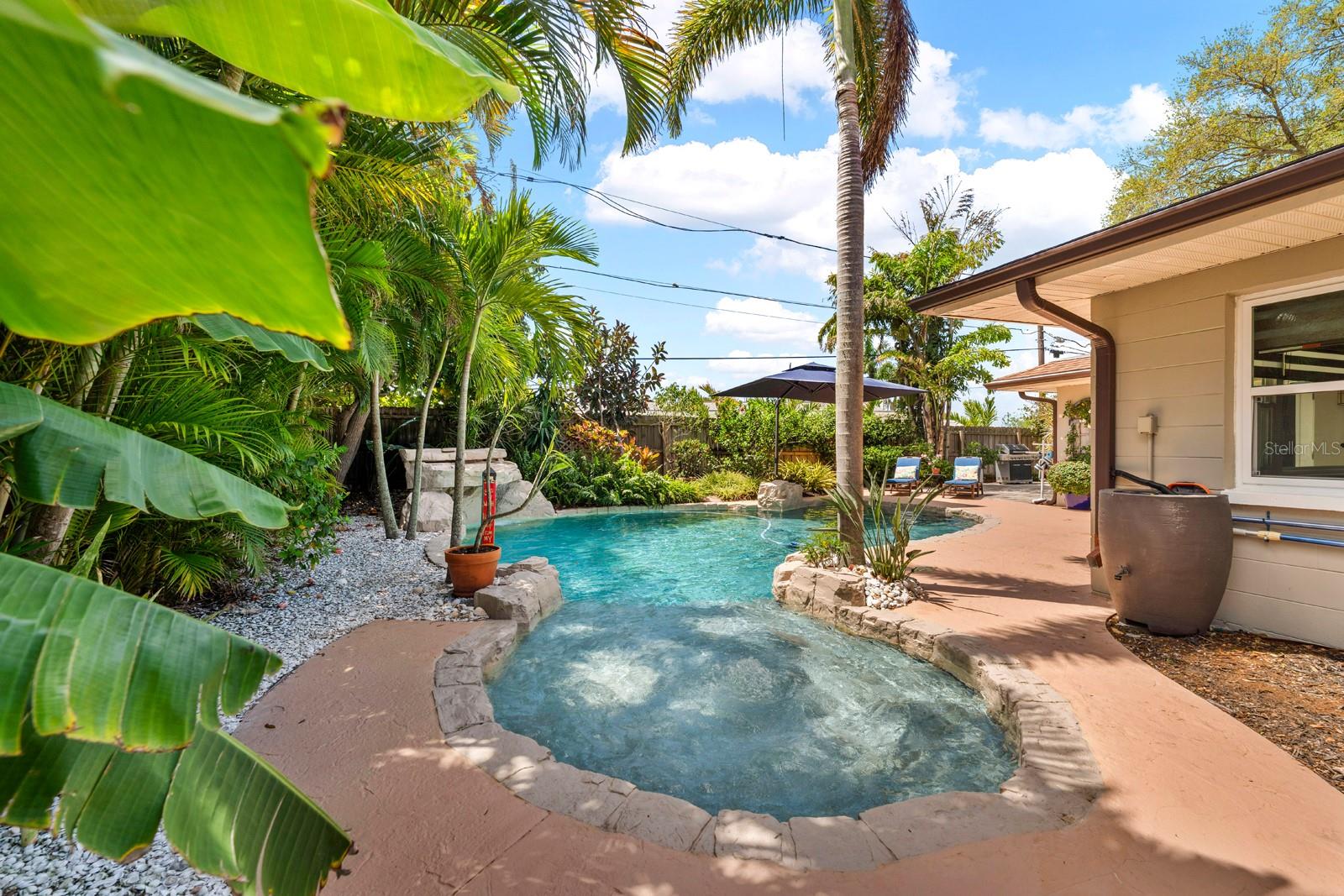 Image 20 of 32 For 1100 36th Avenue Ne