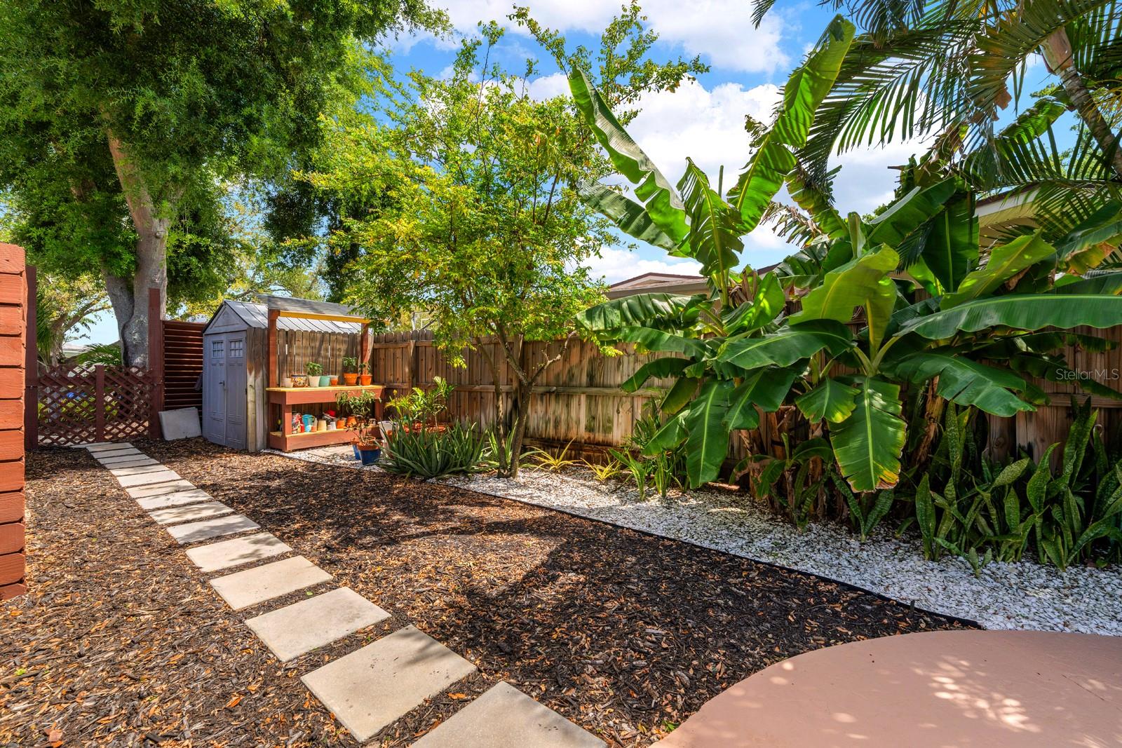 Image 22 of 32 For 1100 36th Avenue Ne