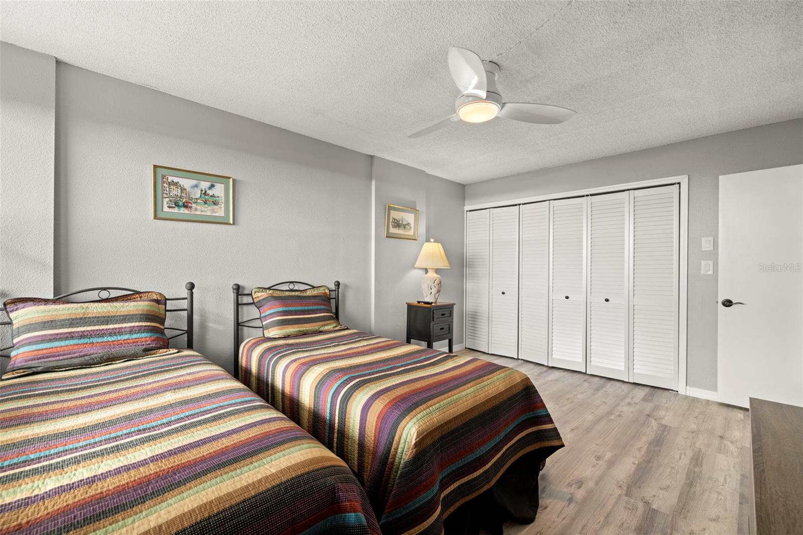 Image 21 of 45 For 9415 Blind Pass Road 1006