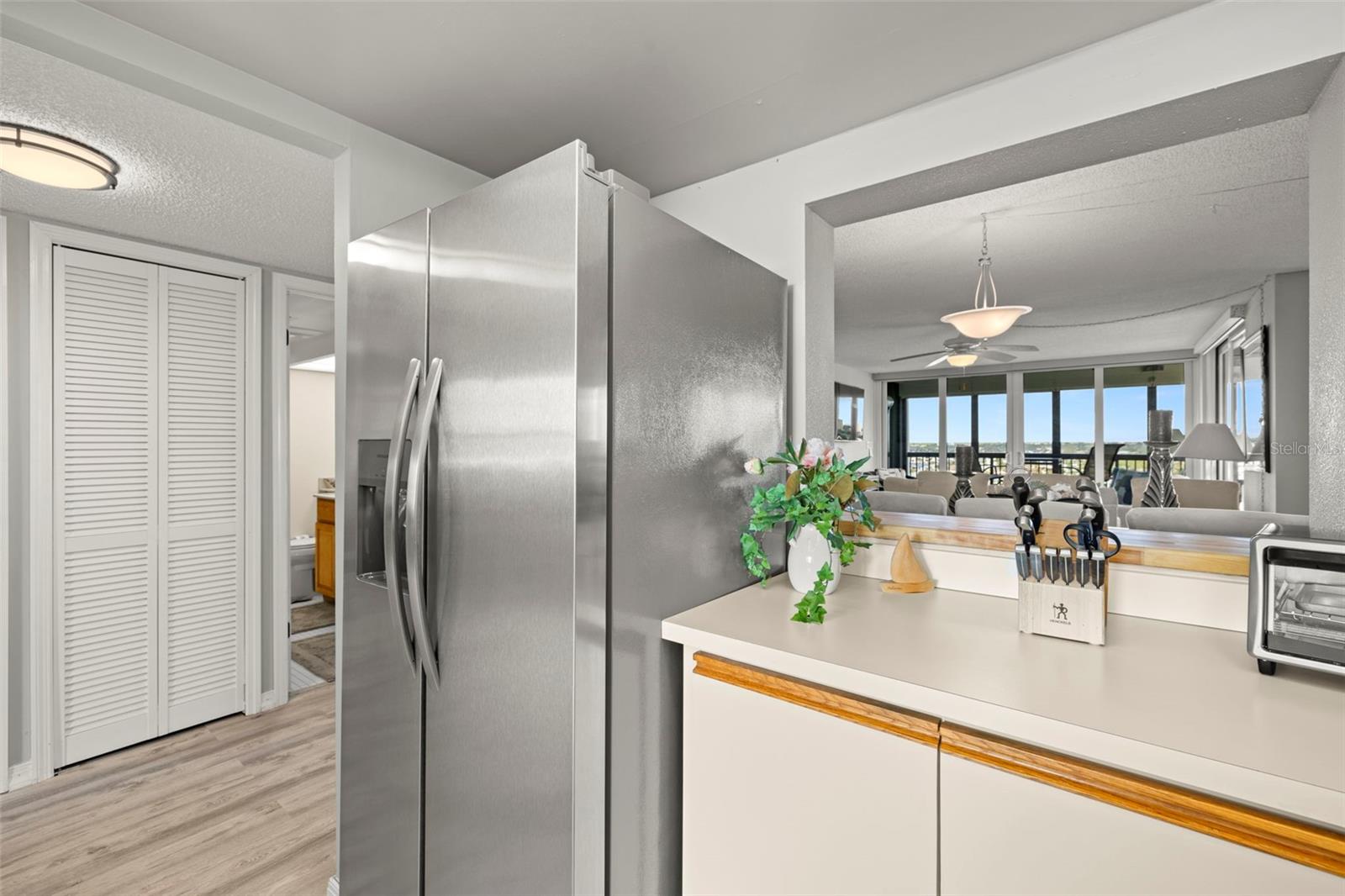 Image 27 of 45 For 9415 Blind Pass Road 1006