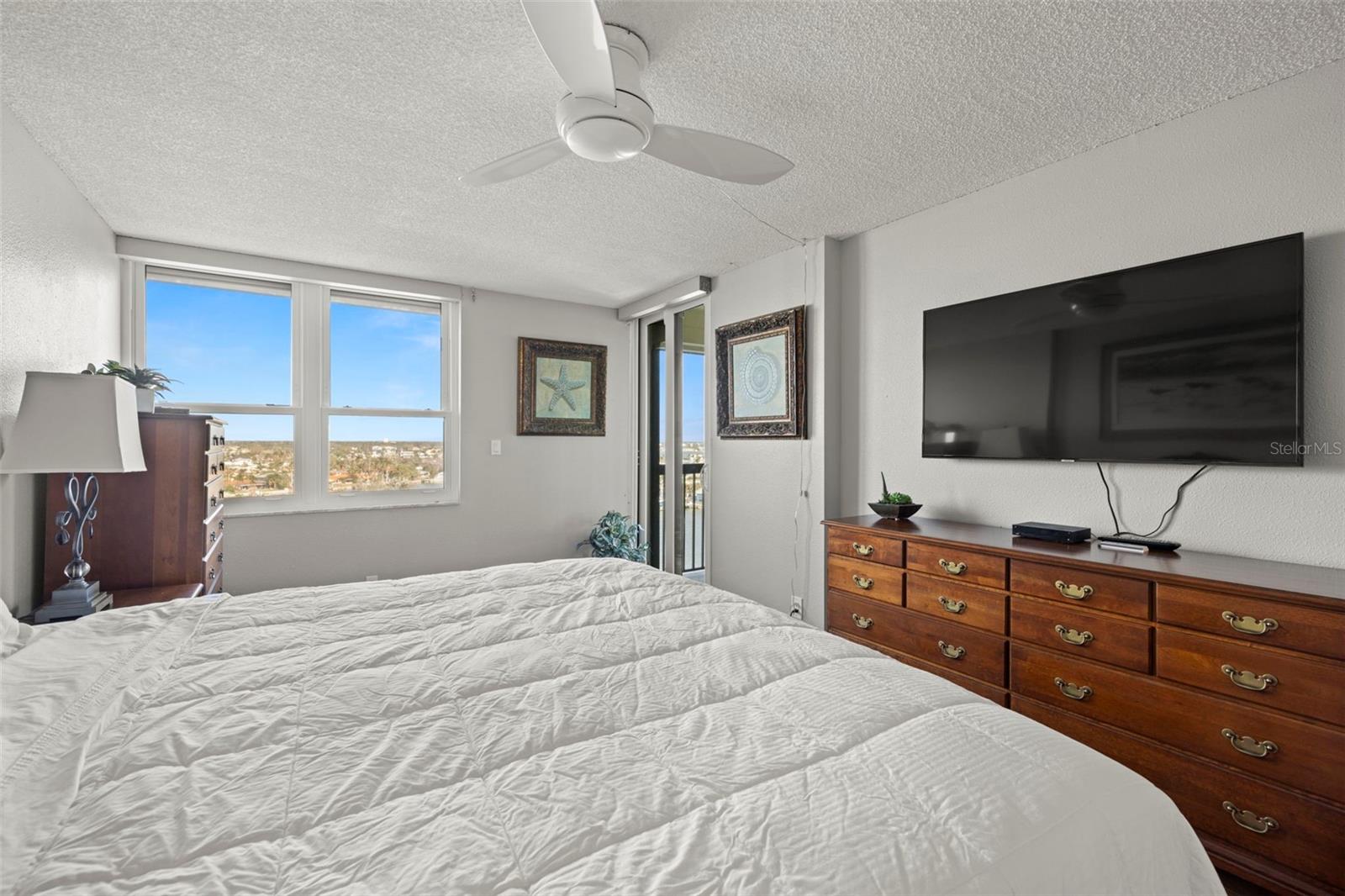 Image 5 of 45 For 9415 Blind Pass Road 1006