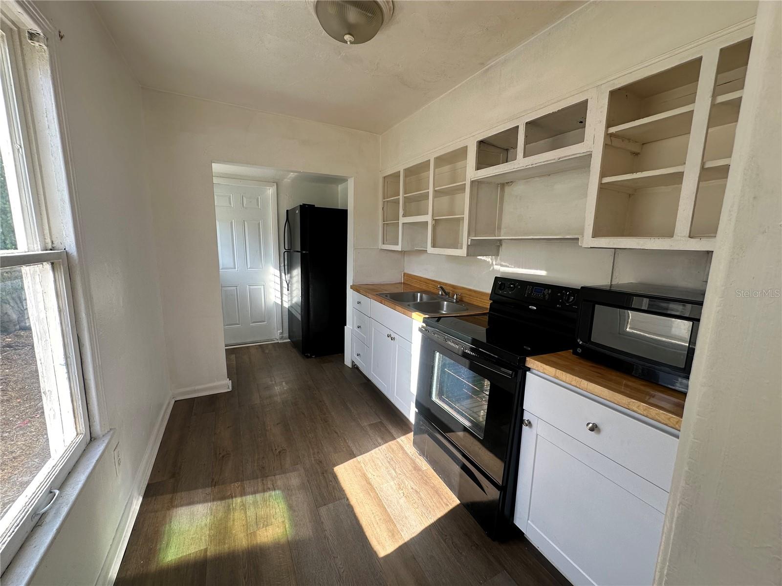 Image 9 of 10 For 4941 Newton Avenue S