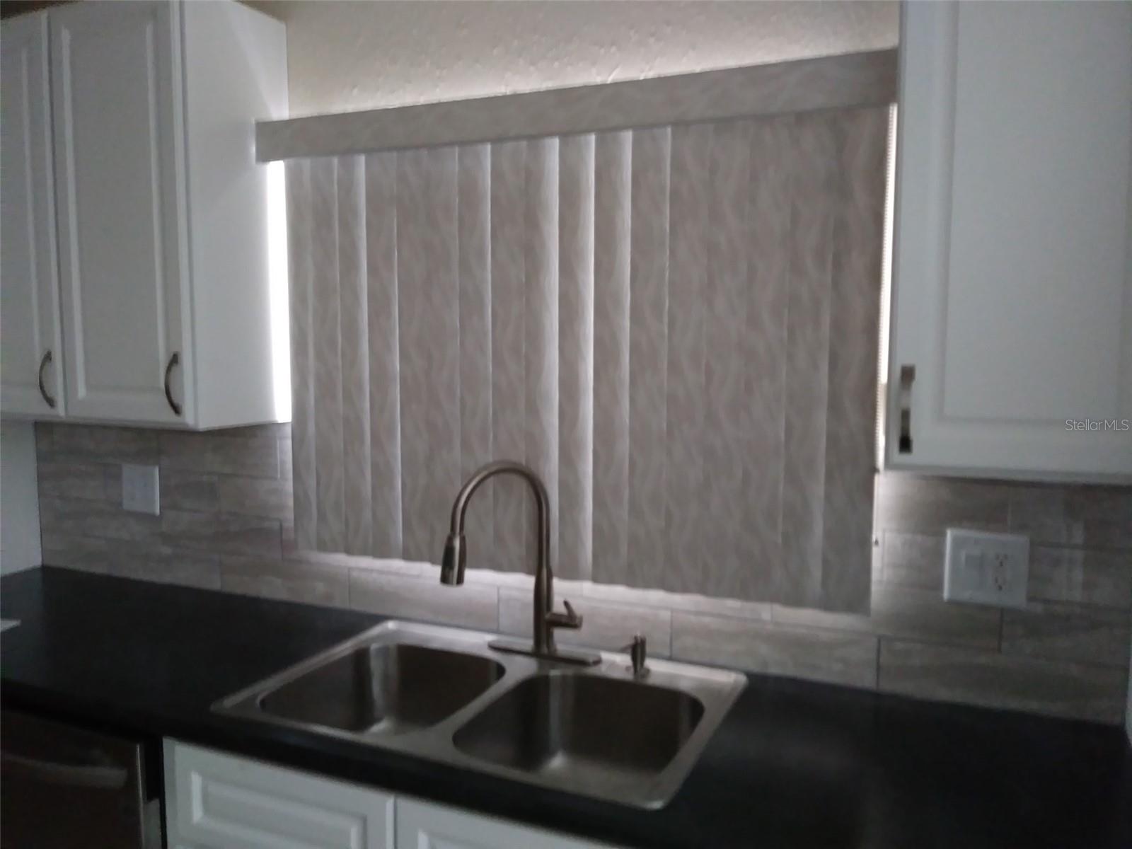 Listing photo id 24 for 11738 96th Place