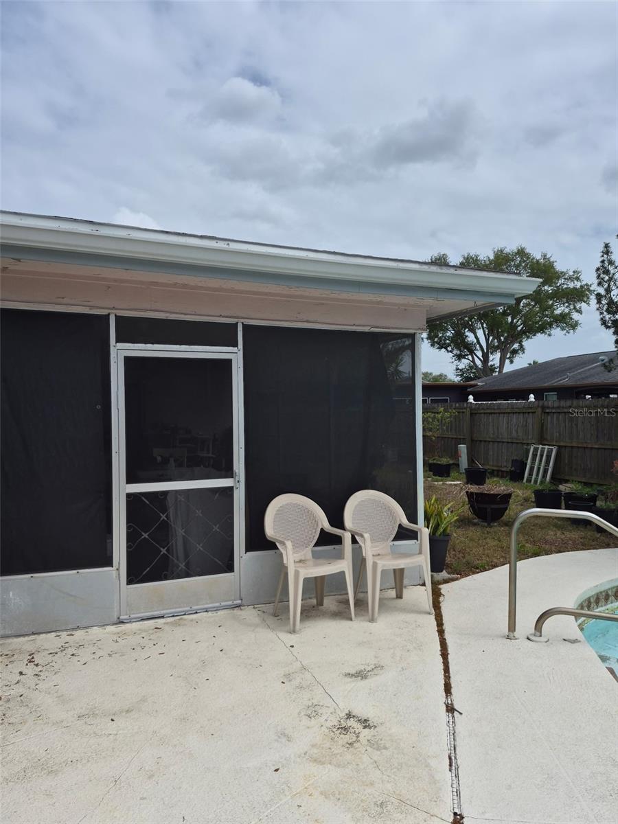 Listing photo id 29 for 11738 96th Place