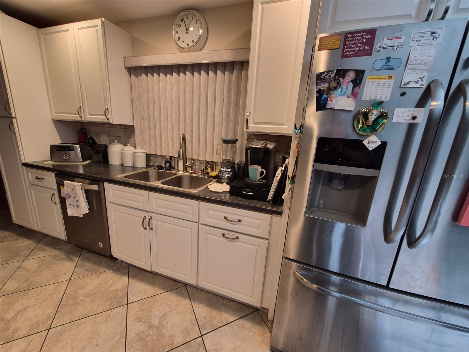 Listing photo id 3 for 11738 96th Place