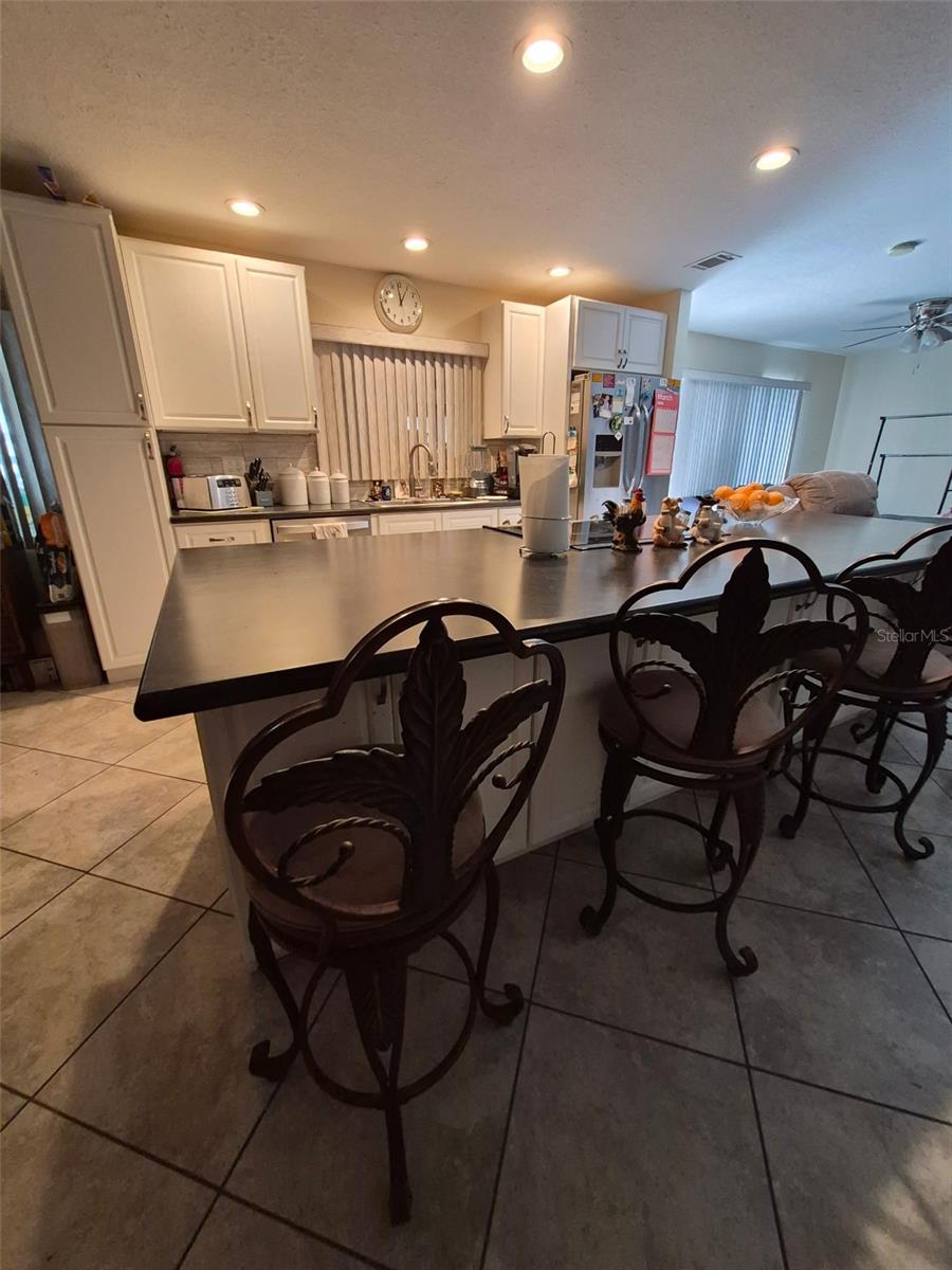 Listing photo id 4 for 11738 96th Place