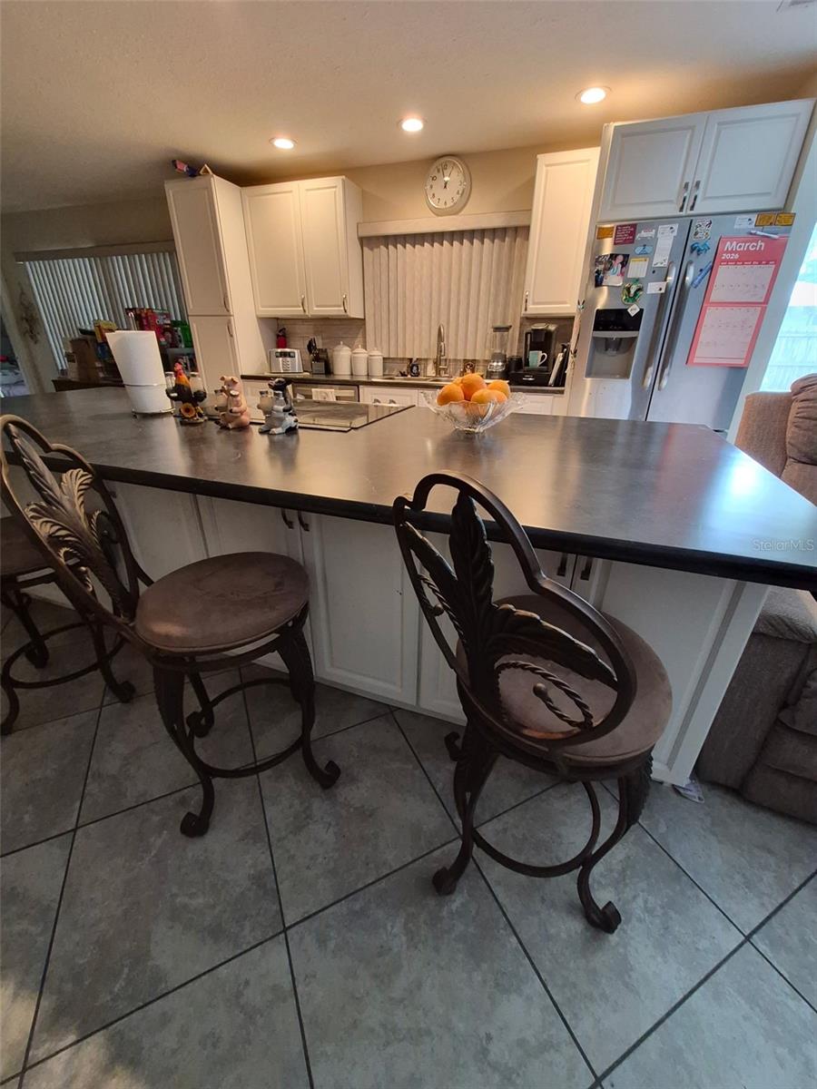 Listing photo id 5 for 11738 96th Place