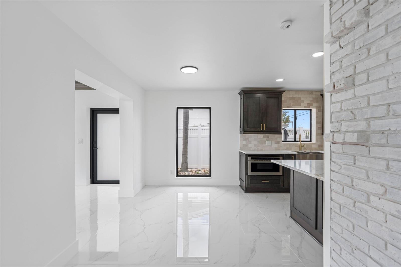 Image 18 of 63 For 520 115th Avenue