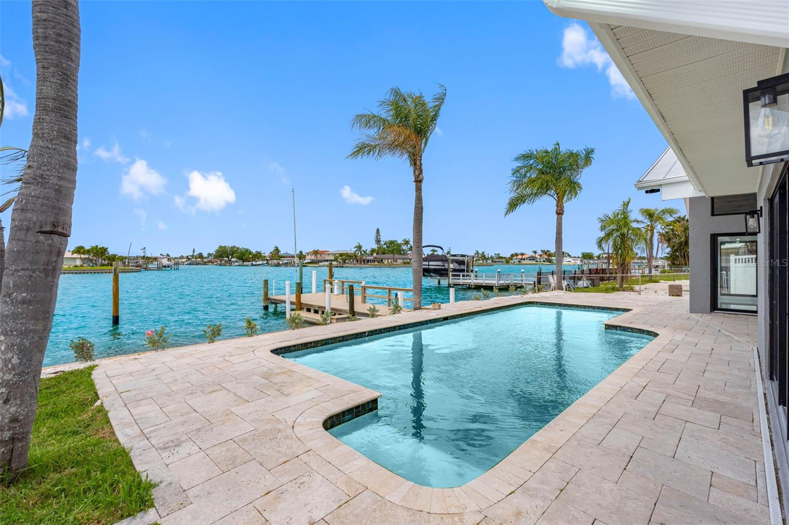 Image 33 of 63 For 520 115th Avenue