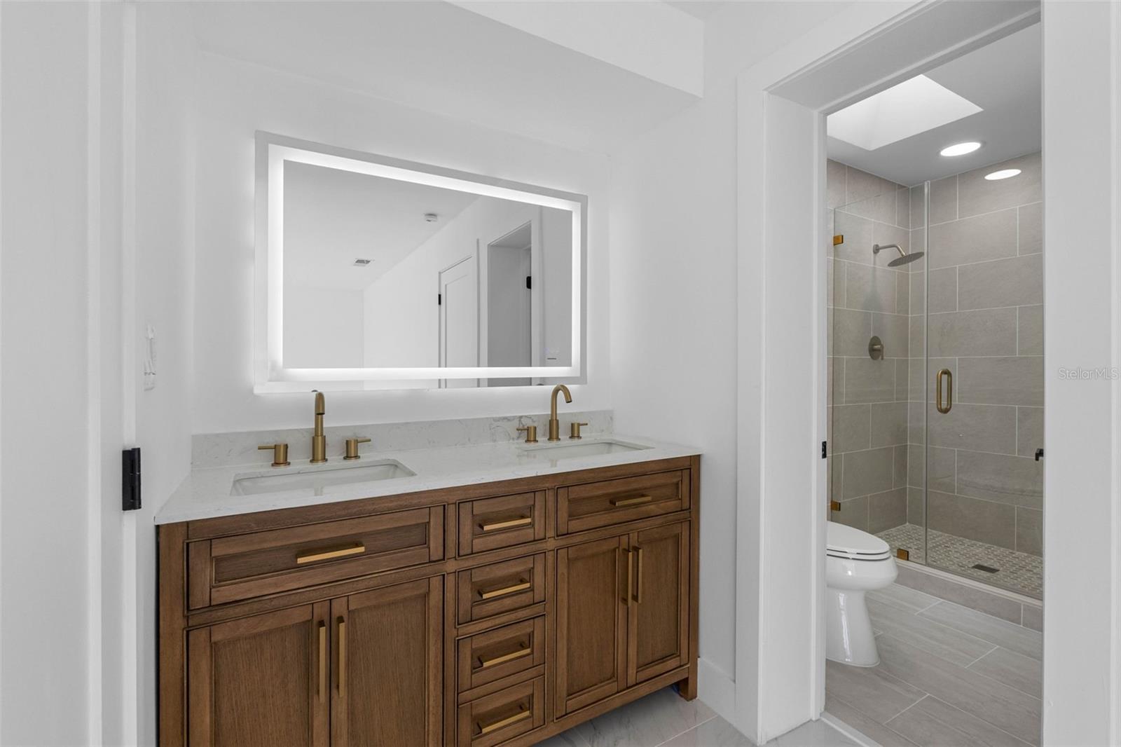 Image 45 of 63 For 520 115th Avenue