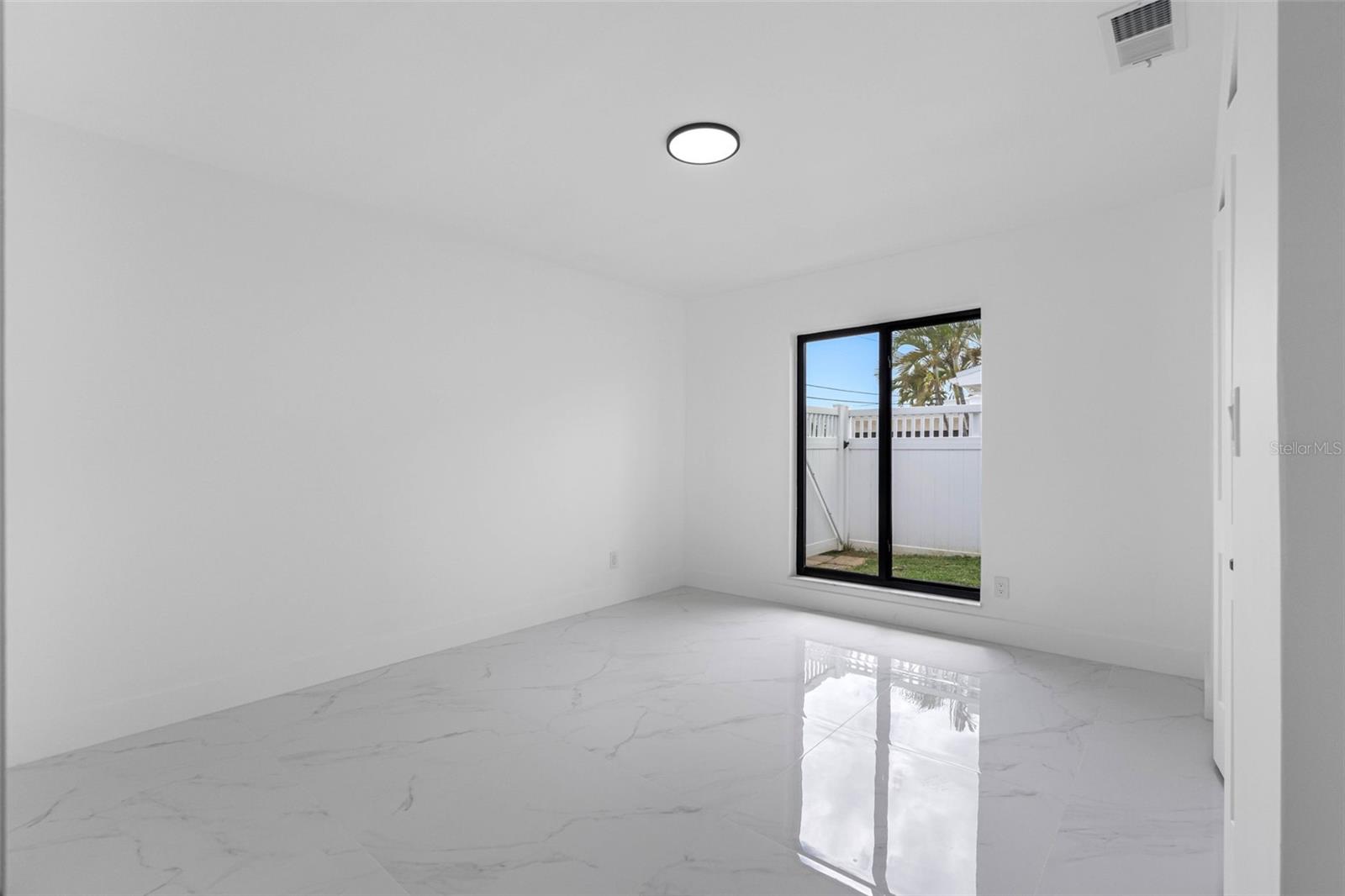 Image 49 of 63 For 520 115th Avenue