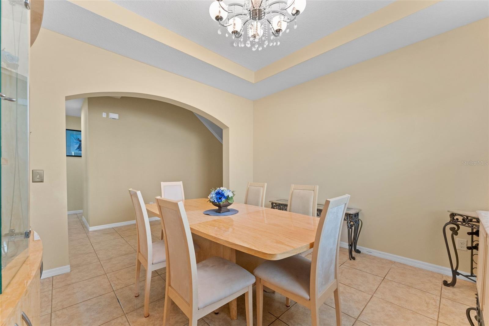 Image 9 of 47 For 11620 Warren Oaks Pl