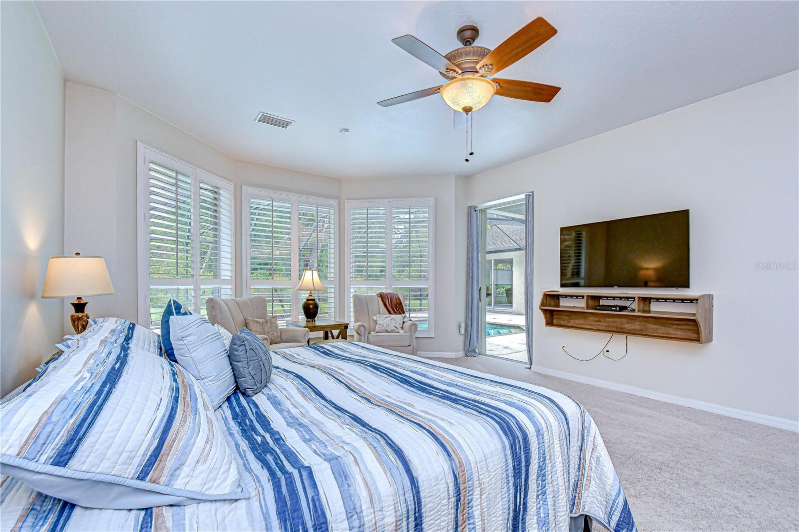 Image 21 of 42 For 5612 Eagleglen Place