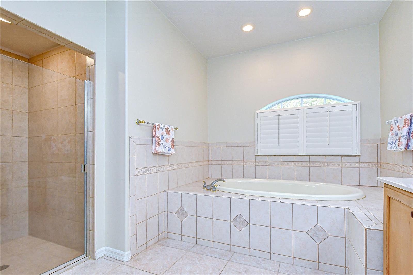 Image 24 of 42 For 5612 Eagleglen Place