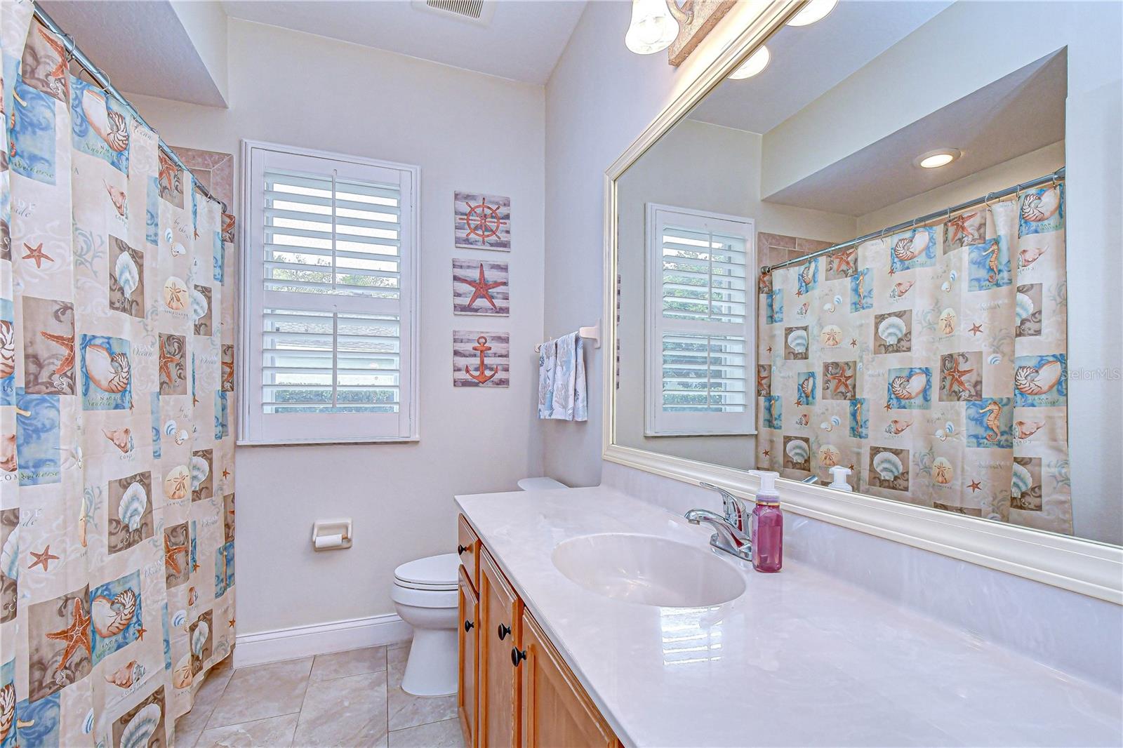 Image 28 of 42 For 5612 Eagleglen Place